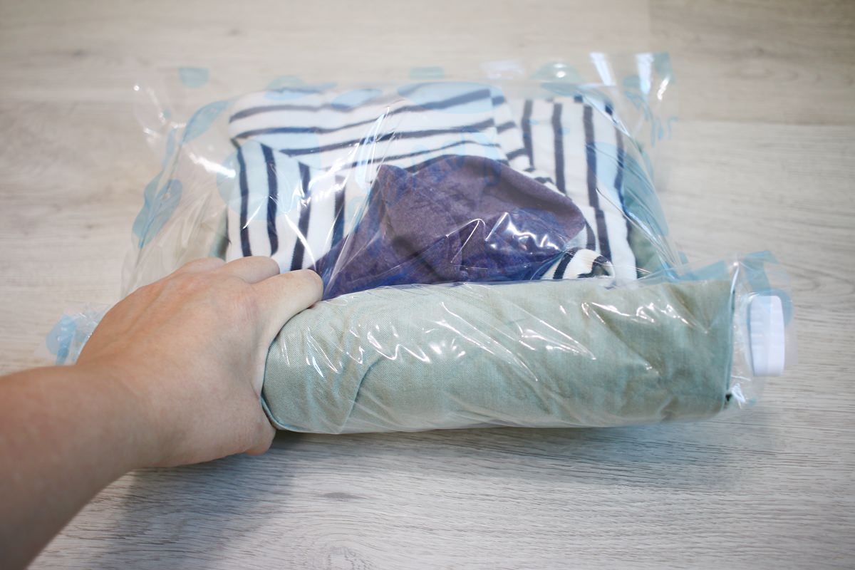 衣服真空壓縮袋推薦(MIDAS 真空平面立體壓縮袋)和夏季好物~和闔樂泰水刀式冷氣清潔劑