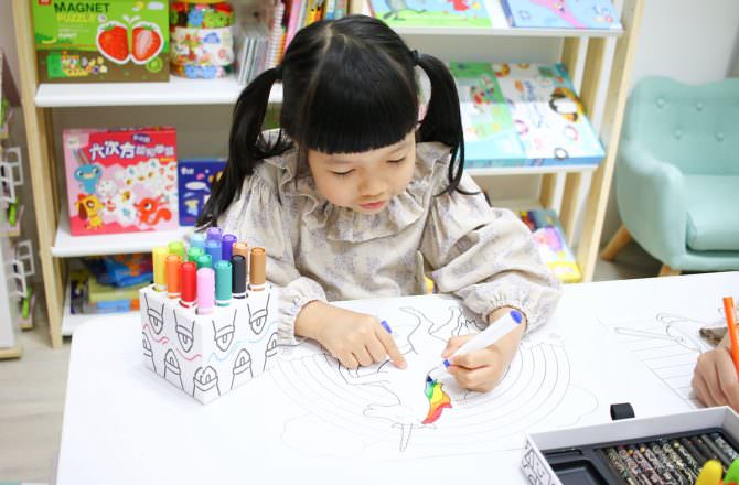 Mideer 絲綢蠟筆、摺紙手作 種類應有盡有，讓孩子發揮無限的創意