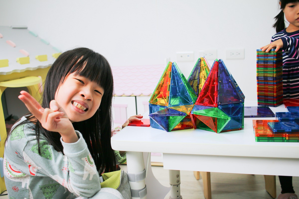 【團購】Magna Tiles 磁力積木片  好玩又漂亮的磁力積木