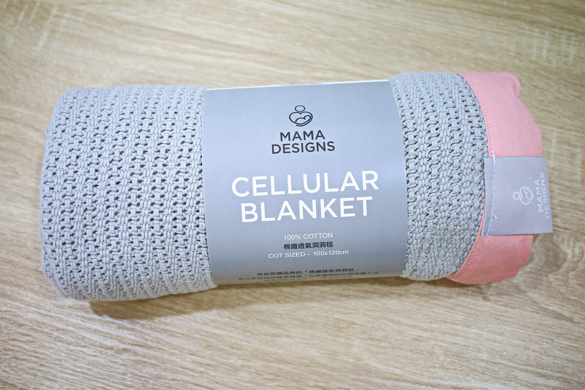 Mama Designs棉織洞洞毯1