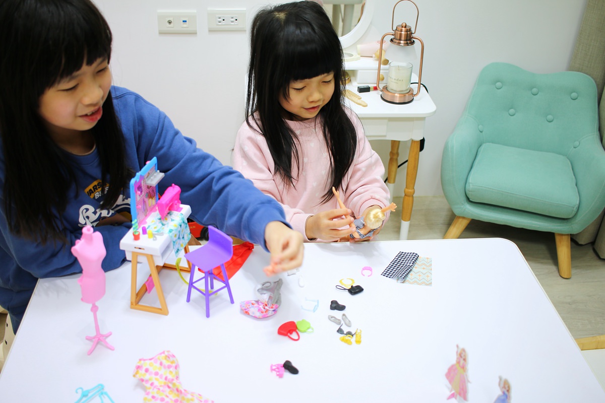 【團購】WEDREAM小小設計師  做衣服、做包包、做鞋子，滿足女孩兒夢想的手作遊戲