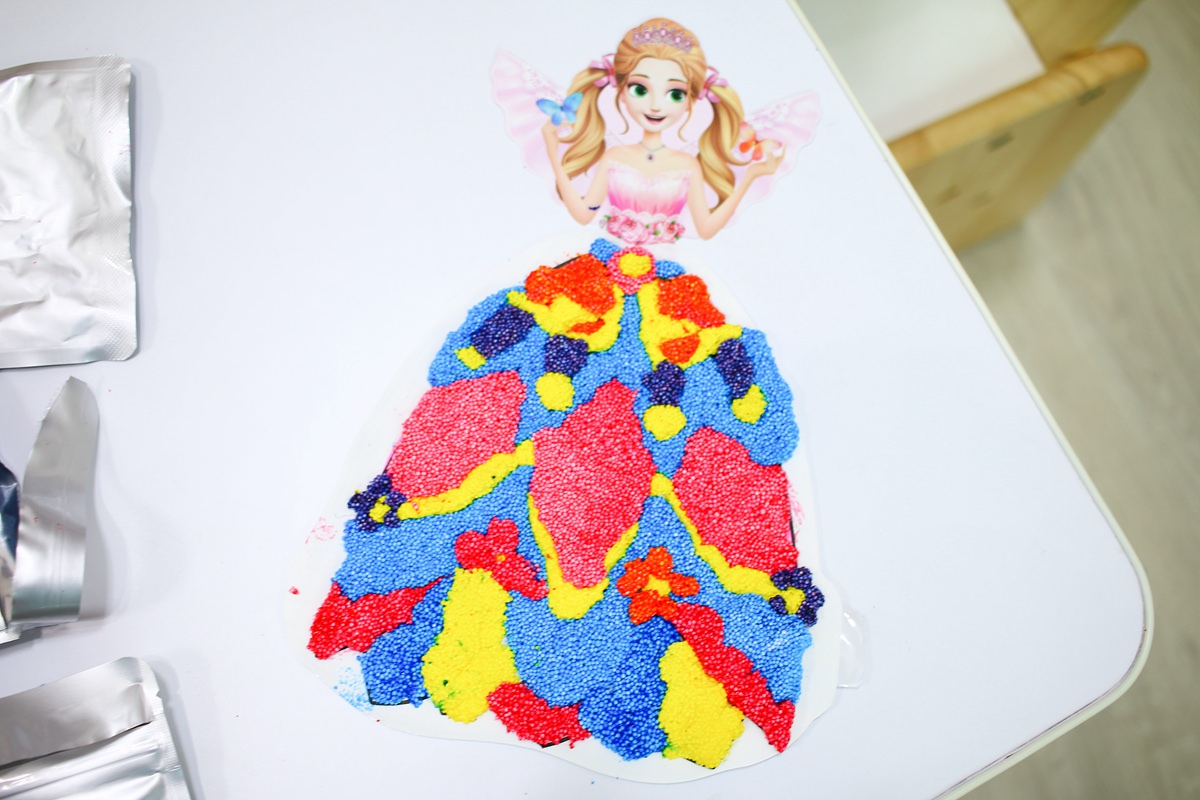 【團購】ROI BOOKS遊戲書  結合勞作與美學的遊戲書，讓孩子享受動手做的樂趣