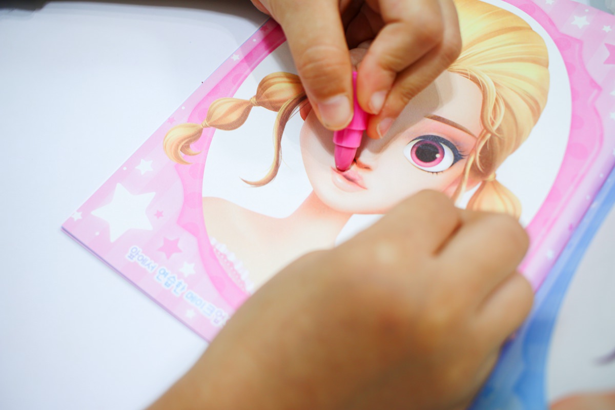 【團購】ROI BOOKS遊戲書  結合勞作與美學的遊戲書，讓孩子享受動手做的樂趣