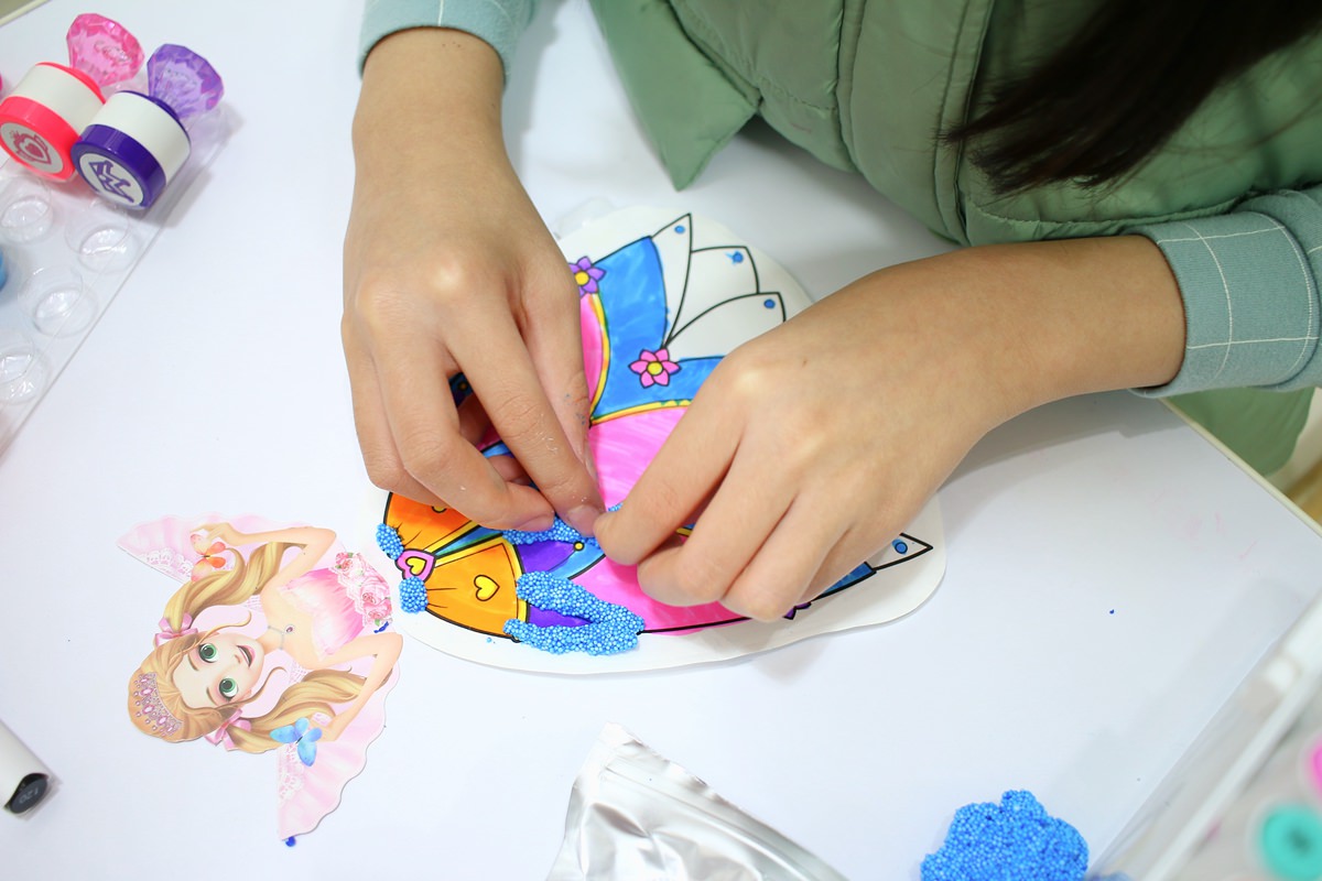 【團購】ROI BOOKS遊戲書  結合勞作與美學的遊戲書，讓孩子享受動手做的樂趣