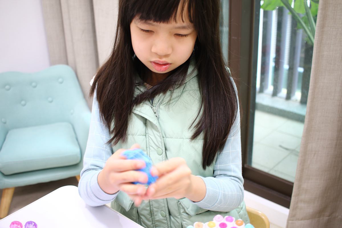 【團購】ROI BOOKS遊戲書  結合勞作與美學的遊戲書，讓孩子享受動手做的樂趣