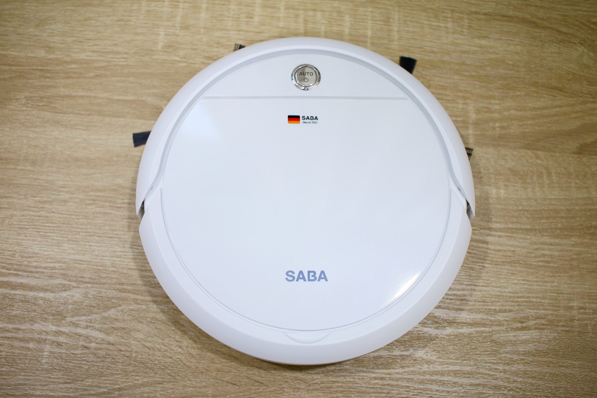 SABA 掃地機器人01