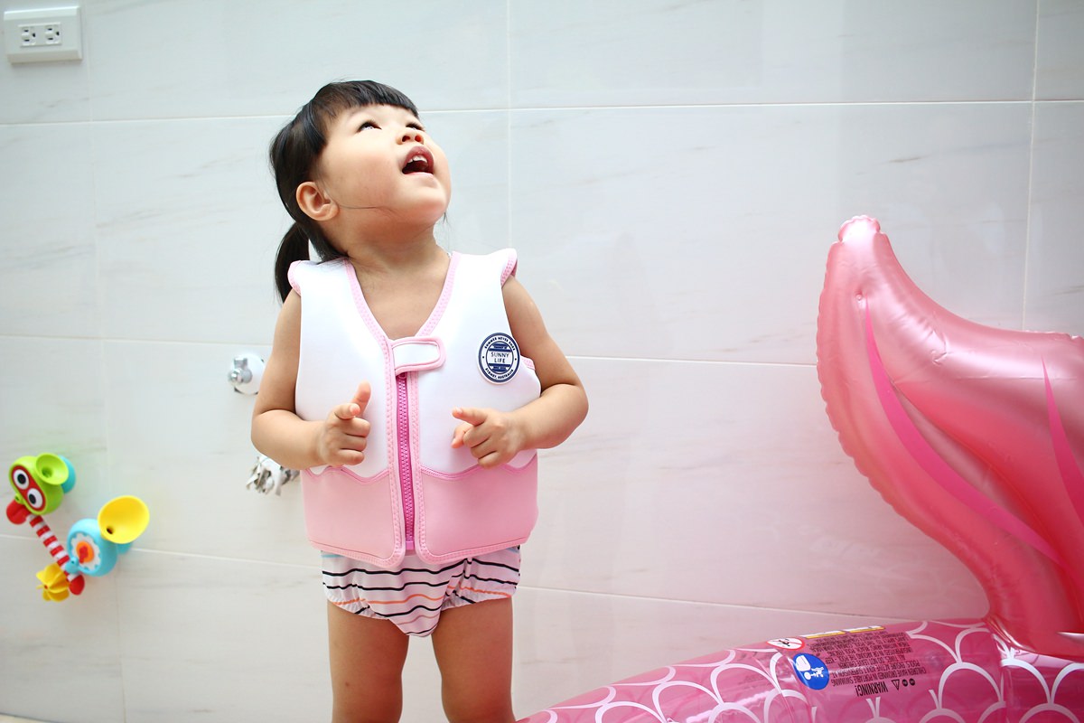 SUNNY LIFE泳圈戲水池08