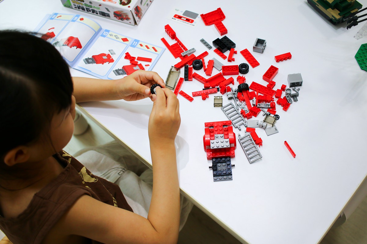 日本Silverback可動擬真積木  除了享受拼積木的樂趣之外，還能實玩唷~