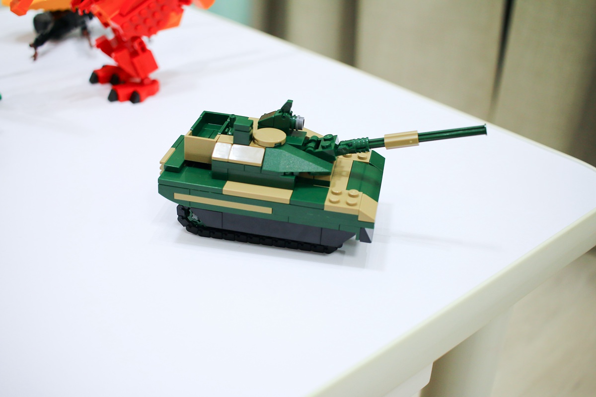 日本Silverback可動擬真積木  除了享受拼積木的樂趣之外，還能實玩唷~