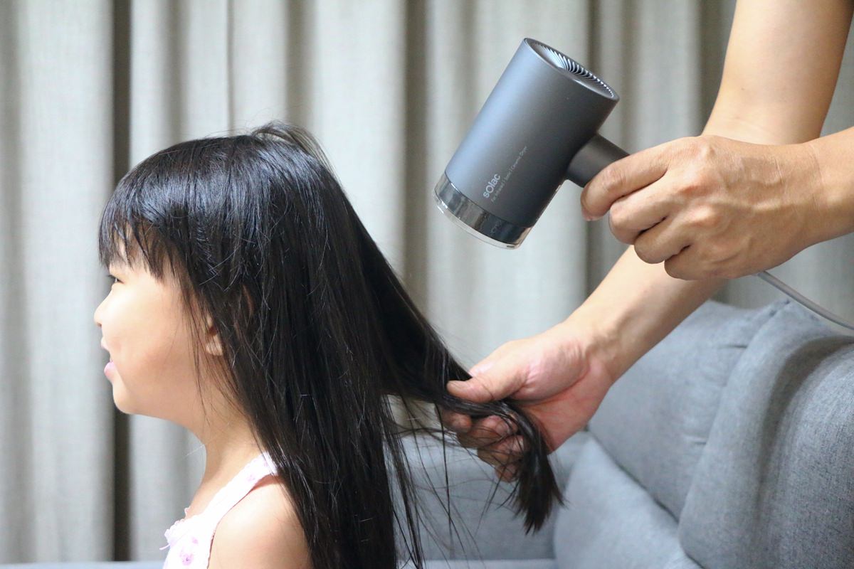 Solac負離子生物陶瓷吹風機08