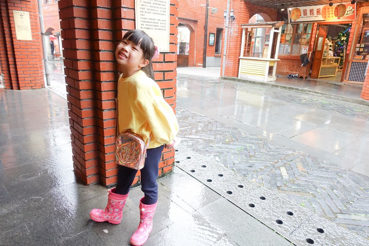 Tiger Family幻彩斜背包15