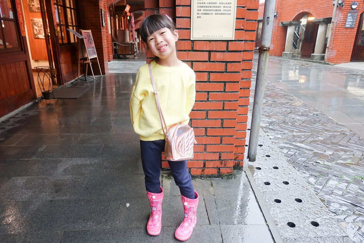 Tiger Family幻彩斜背包16