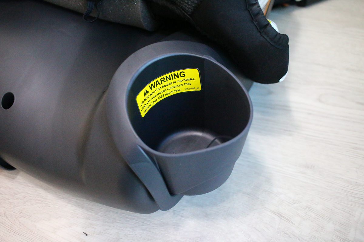 【團購】Chicco KidFit Zip Plus成長型安全汽座和 KidFit Adapt Plus成長型安全汽座智能恆溫版 3歲以上適用至12歲