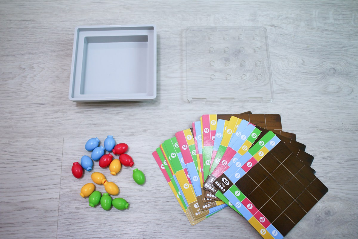 HANAYAMA 超好玩的益智桌遊遊戲，讓孩子在遊戲中培養邏輯思考與推理、分析能力