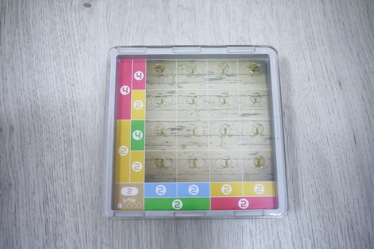 HANAYAMA 超好玩的益智桌遊遊戲，讓孩子在遊戲中培養邏輯思考與推理、分析能力