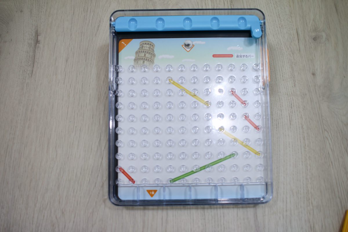 HANAYAMA 超好玩的益智桌遊遊戲，讓孩子在遊戲中培養邏輯思考與推理、分析能力