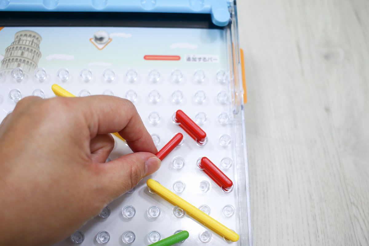 HANAYAMA 超好玩的益智桌遊遊戲，讓孩子在遊戲中培養邏輯思考與推理、分析能力