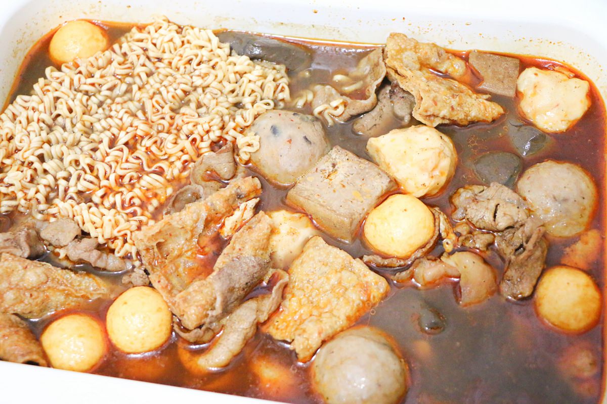 【團購】鑫饌麻辣鍋 台南美食可以在家享受囉~~